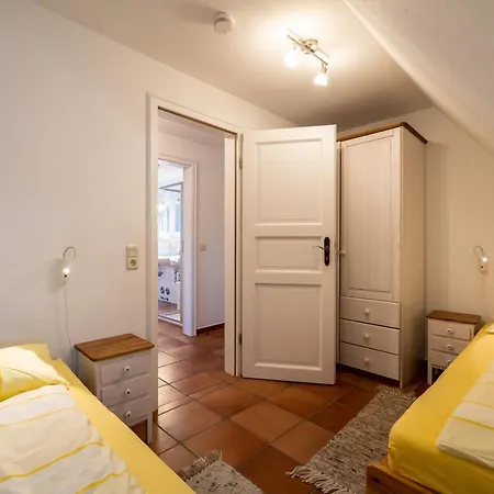 Britta Апартаменты *